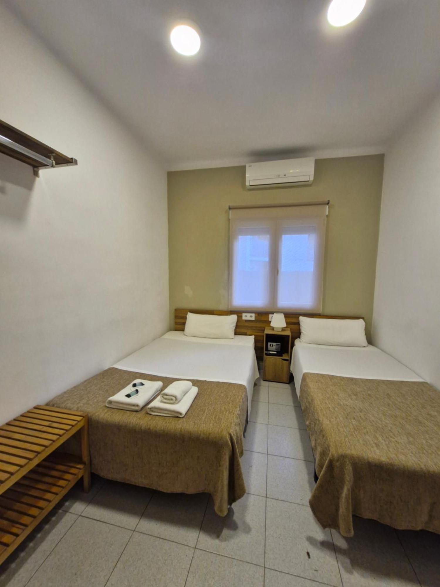 Hostal Elkano Barselona Dış mekan fotoğraf