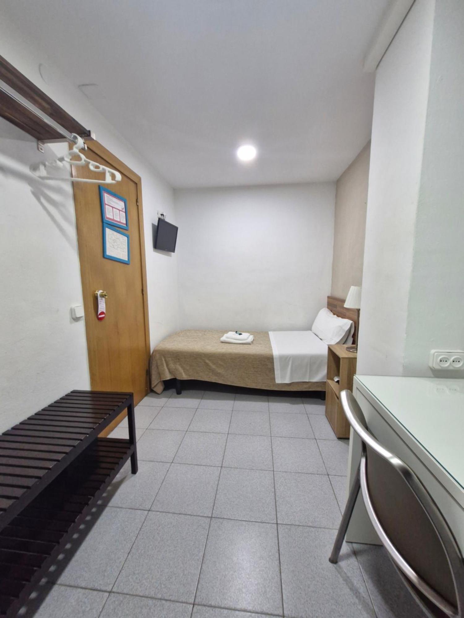 Hostal Elkano Barselona Dış mekan fotoğraf
