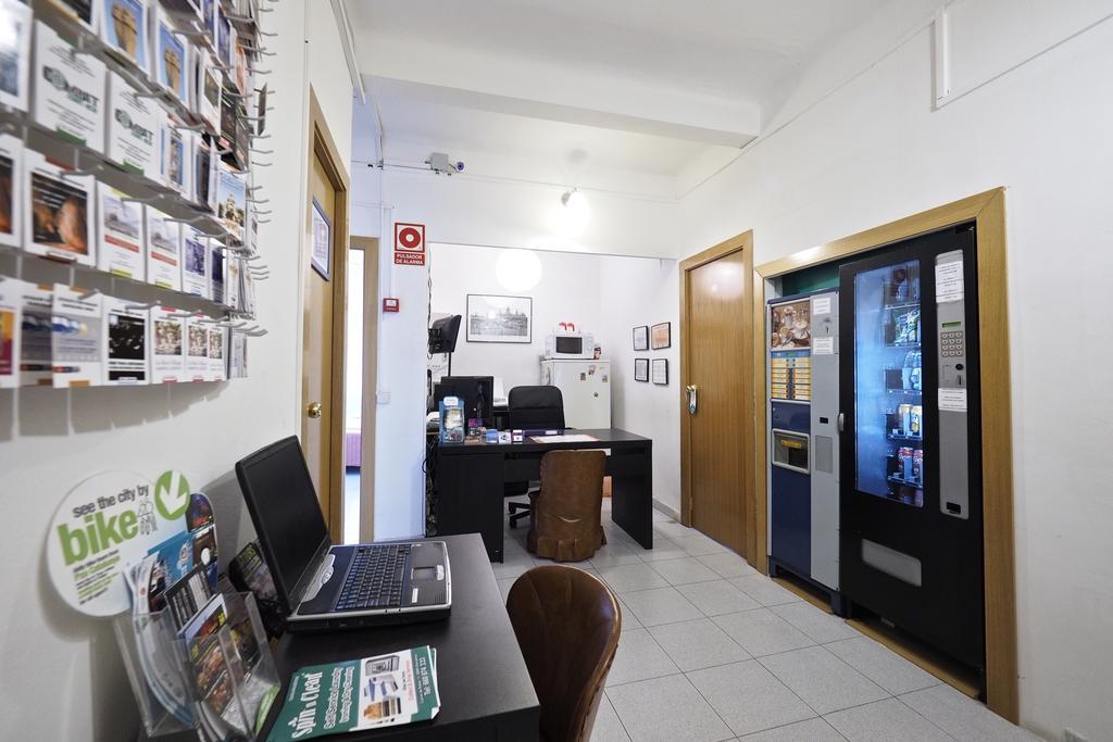 Hostal Elkano Barselona Dış mekan fotoğraf